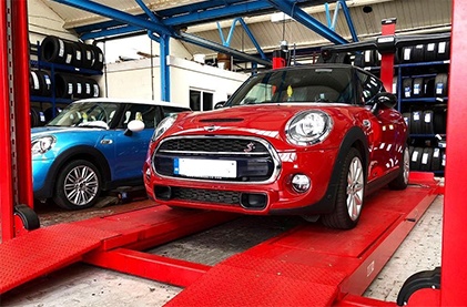 Hassle-Free MOT While You Wait | Car MOT Wolverhampton